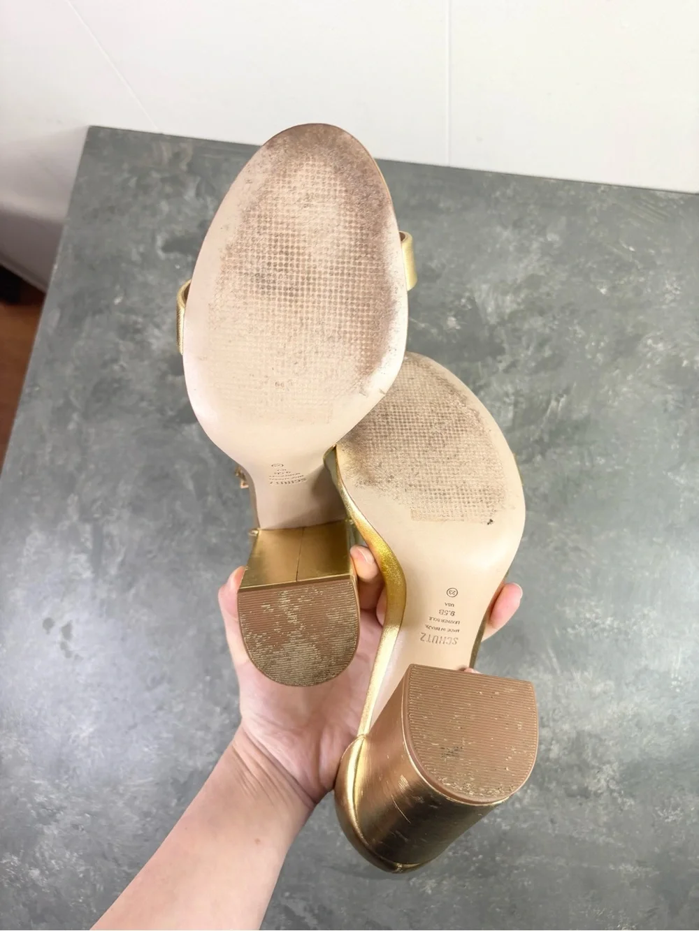 Schutz Cadey Lee gold block sandals heels metallic leather ankle strap size 9.5
